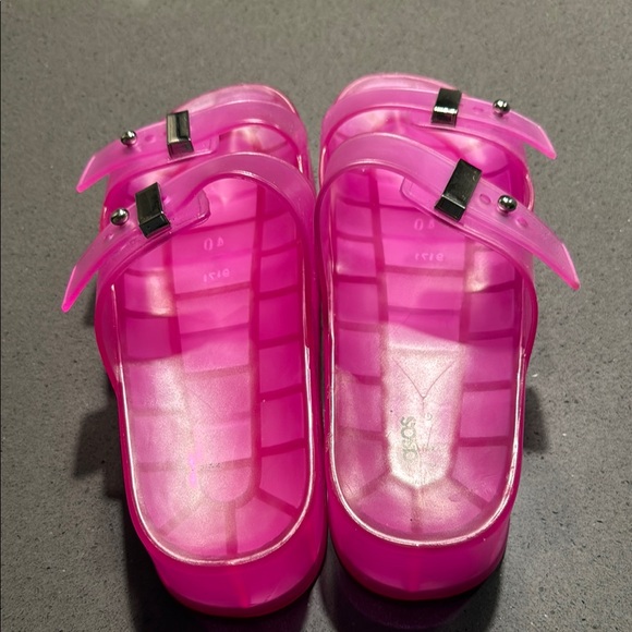 Pink Platform Sandals - Picture 3 of 4